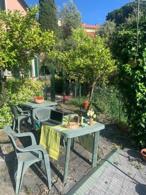 Cozy Beach House With Nice Garden, Basic Feel Apartment Bonassola Luaran gambar