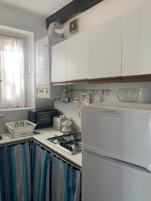 Cozy Beach House With Nice Garden, Basic Feel Apartment Bonassola Luaran gambar